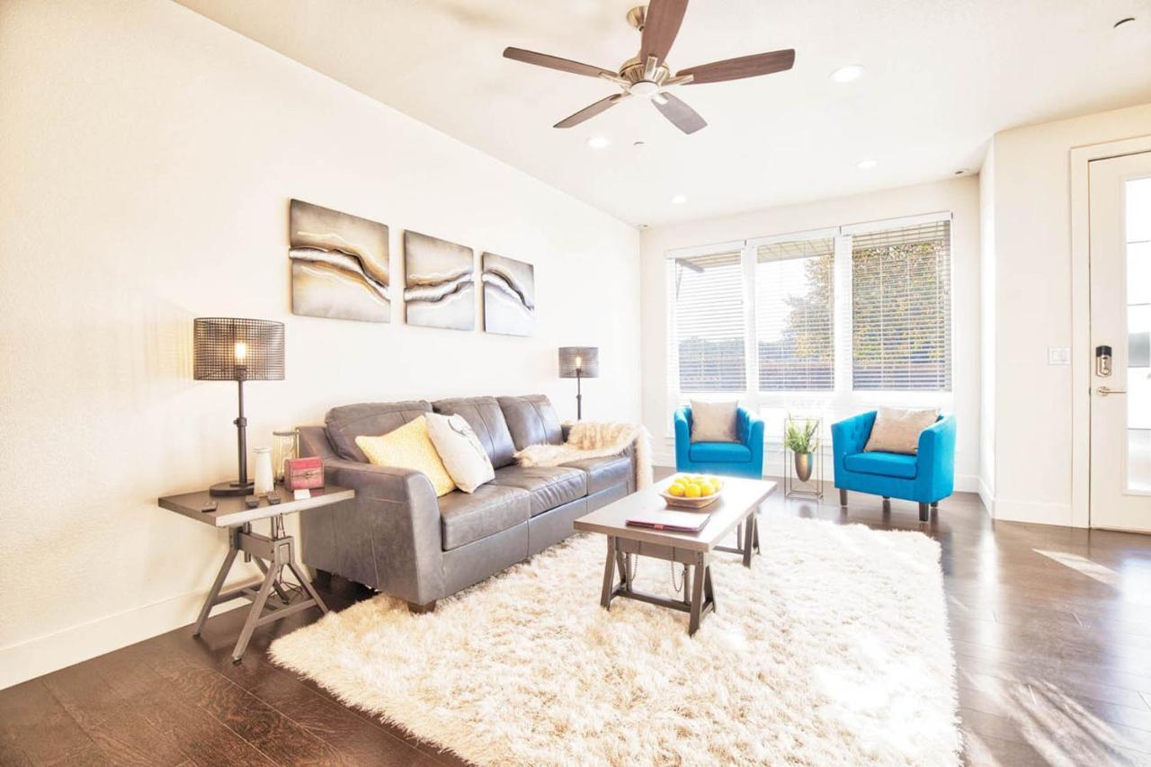 Beautiful 3 Bedroom Townhouse In Old Town North, Brewery District ฟอร์ตคอลลินส์ ภายนอก รูปภาพ