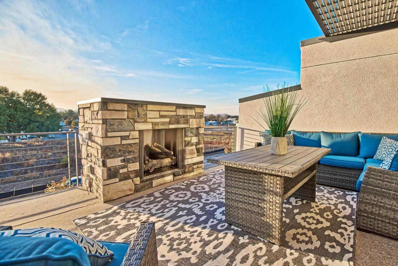 Beautiful 3 Bedroom Townhouse In Old Town North, Brewery District ฟอร์ตคอลลินส์ ภายนอก รูปภาพ